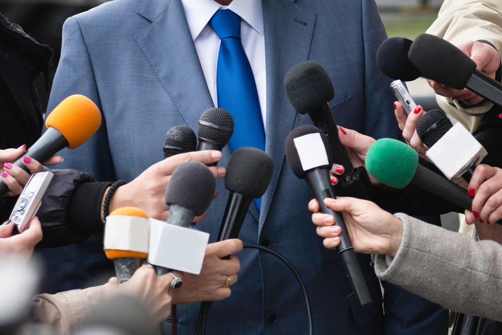 Journalists,interviewing,vip