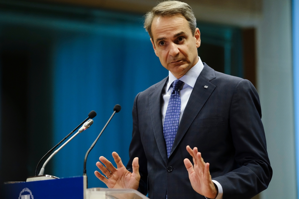 Greece's,prime,minister,kyriakos,mitsotakis,gives,a,press,statement,on