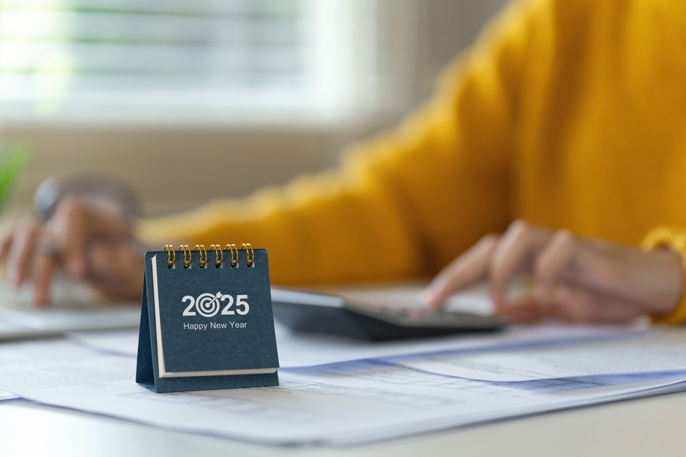 New,year,2025,goal,action,plan 2025,blue,desk,calendar,cover