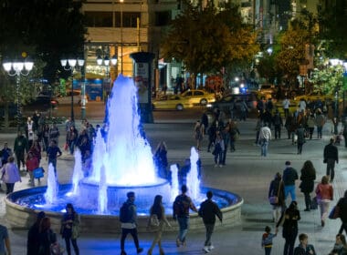 Athens,,greece,11,november,2015 ,ordinary,night,life,at,sintagma