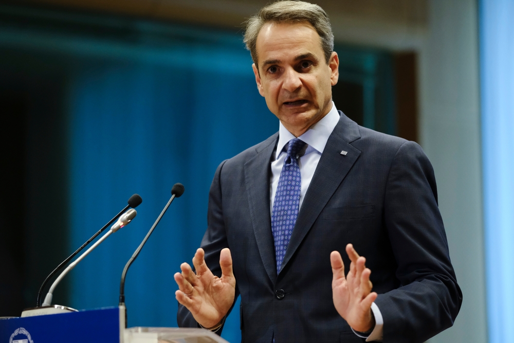 Greece's,prime,minister,kyriakos,mitsotakis,gives,a,press,statement,on