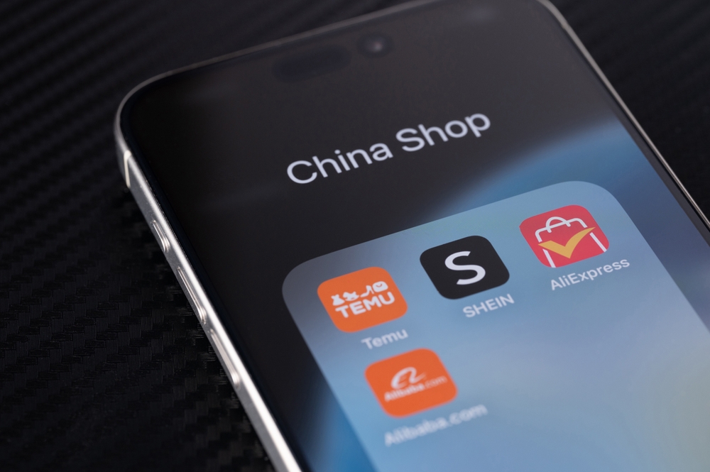 New,york,,usa, ,july,25,,2024:,china,online,shop