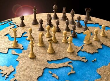 Symbol,of,geopolitics,in,the,world,with,chess,pieces ,3d
