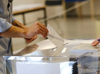 Greek,citizens,living,abroad,vote,for,the,greek,legislative,election