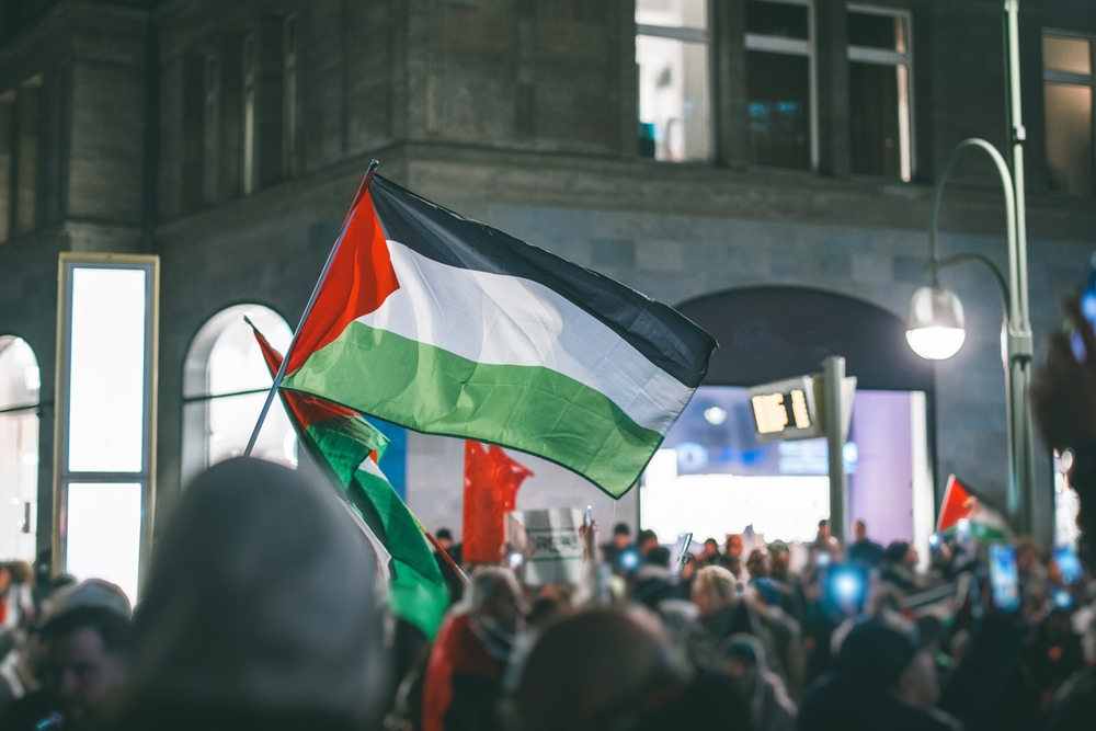Pro, ,palestinian,protests,in,berlin ,flags,of,palestine,waving