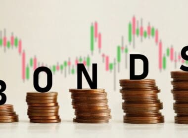 Invest,in,bonds,as,business,and,financial,concept ,corporate,and