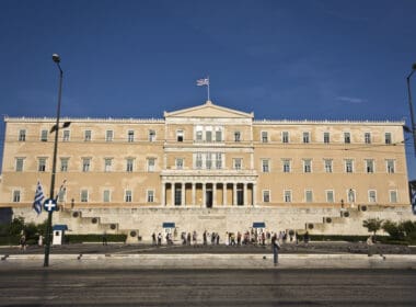 The,greek,parliament,and,the,unknown,soldier,tomb,at,athens,