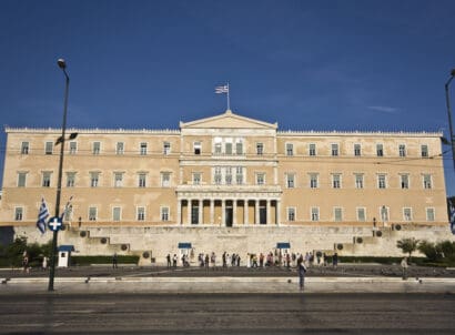 The,greek,parliament,and,the,unknown,soldier,tomb,at,athens,