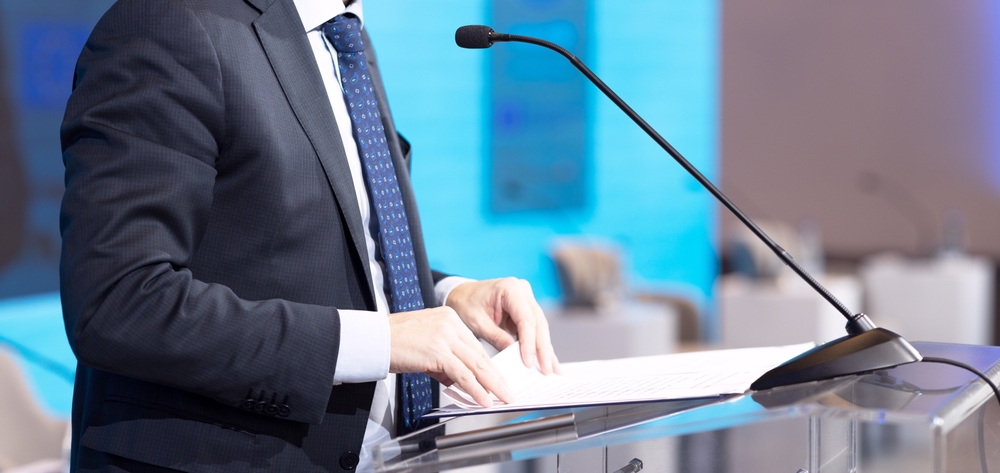 Speaker,at,business,conference,,corporate,presentation,,workshop,,coaching,training,,news