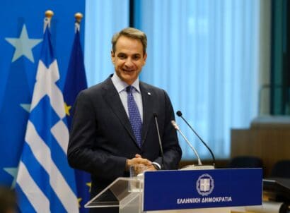 Greece's,prime,minister,kyriakos,mitsotakis,gives,a,press,statement,on
