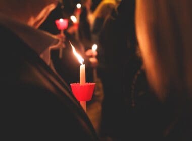 Greek,orthodox,christian,easter,ceremony,procession,,divine,worship,service,,worshippers